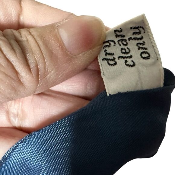 Vintage 70s Pendleton Long Blue Pleated
Plaid Skirt Size 12
Blue Wool - Picture 7 of 8